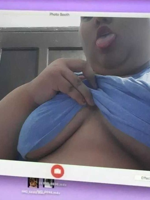 Leoncita @leoncitach cover picture