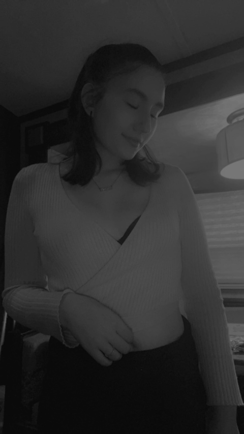 Alexia Rose @lexiroo cover picture
