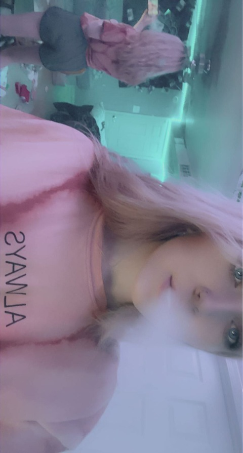 Lil_whitechocolate @lil_whitechocolate cover picture