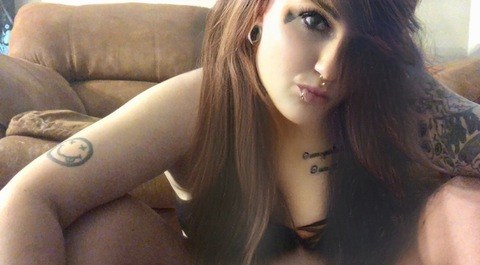 Daddy’s Little Monster @lilhale cover picture
