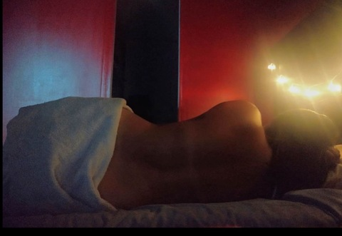 Lololoops @lololoops cover picture