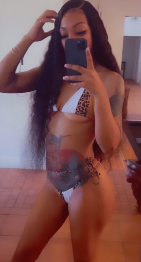 EverythingLovely @lovelyjay31 cover picture