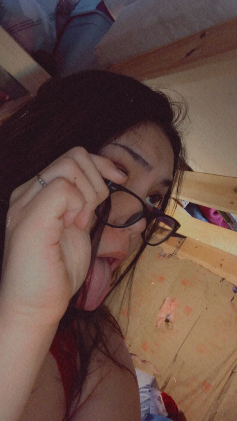 Lydia @lydia42o cover picture
