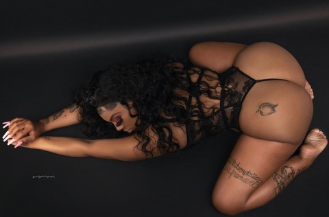 Malani @malani_bby cover picture