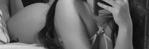 Mandy @mandy0wills cover picture