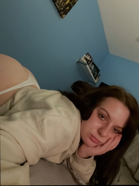 Meg Frances @megfrances cover picture