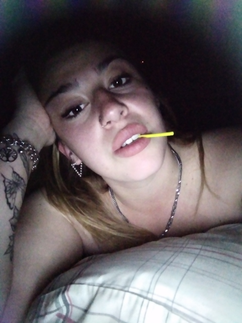 Melanie Tagliaferro @melchut cover picture