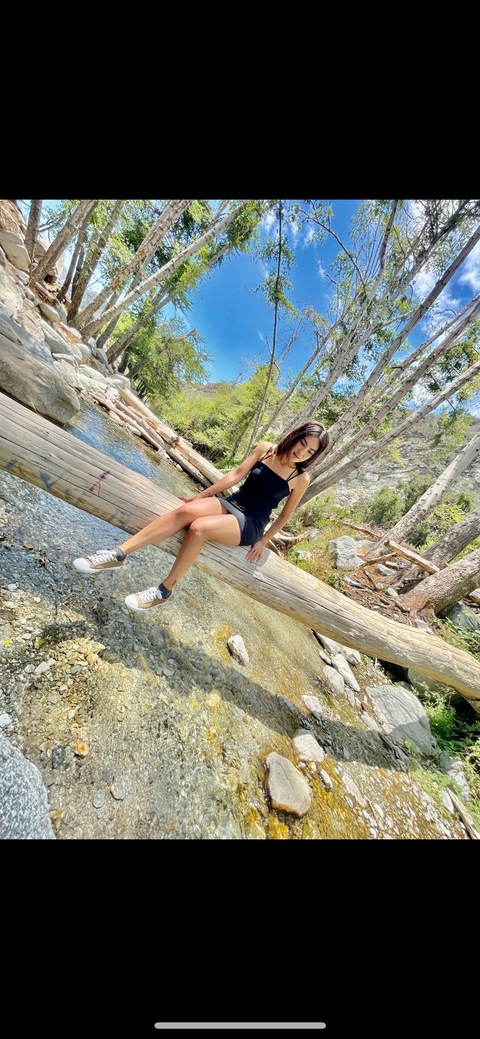 Melina Cardenas @melina.mcr cover picture