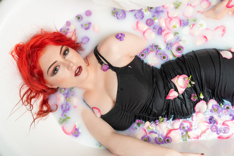 Melody Pope @melodypopex cover picture