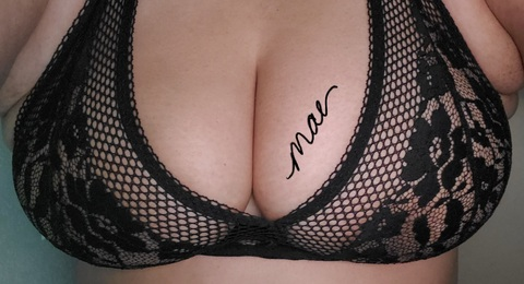mae @mijamae cover picture