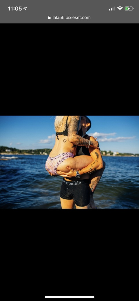 Beautifulbaiez @milfsqs cover picture