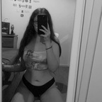 Milla (@millsss) Leaks OnlyFans 

 profile picture