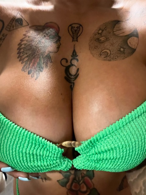Mischief22 @miss-chief22 cover picture