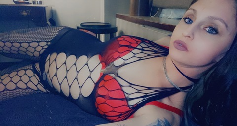 Ashley @missglydon cover picture