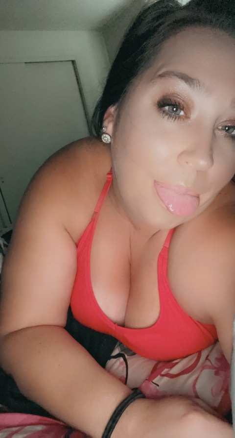 Ashley Lynn @missthickalicious cover picture