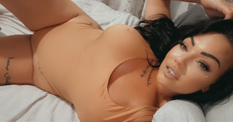 Moana @moanalove cover picture