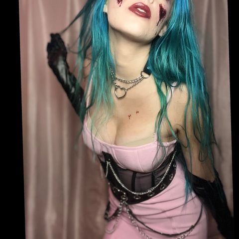 Morticia Blu @morticiababyblu cover picture