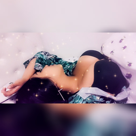 naomi @naomi21_ cover picture