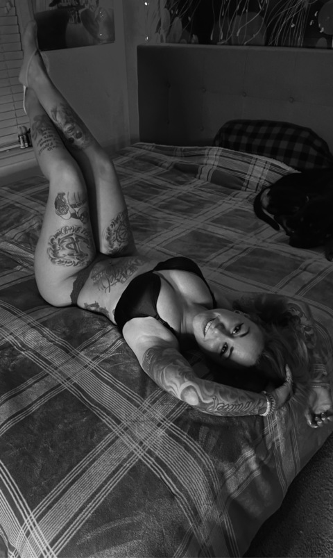Naughty_Lana @naughtylana69 cover picture