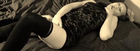 Naughty.lil.Wolf @naughtylilwolf cover picture