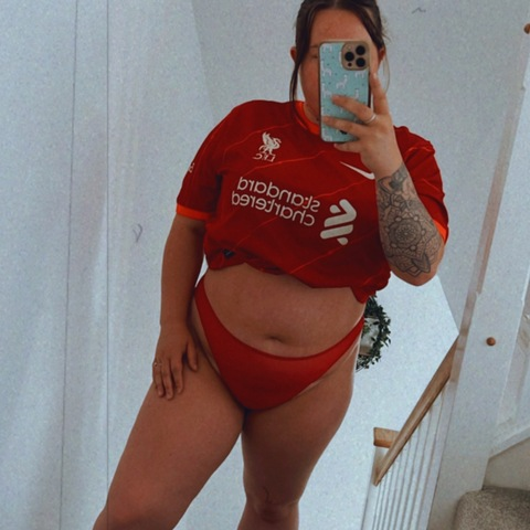 naughtyandcurvy @naughtylouuu cover picture