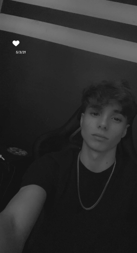 Nick @nickfreeaccccc cover picture