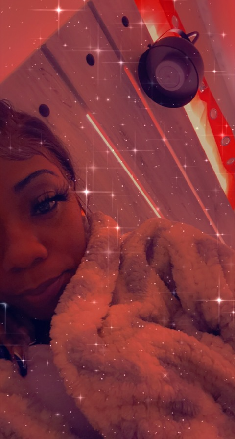 Nikkie @nikkie_dreams cover picture