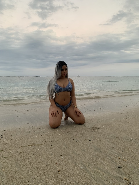 La Baby @niniidollz21 cover picture