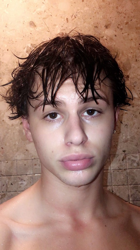 Noah @noahaidan cover picture