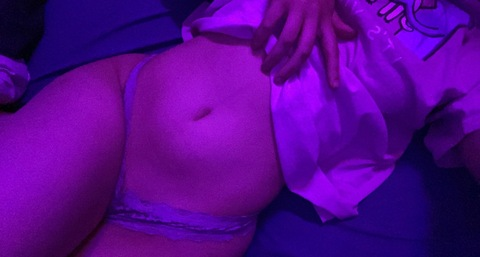 ✵Mackenzie✵ @notyourgothgirl cover picture