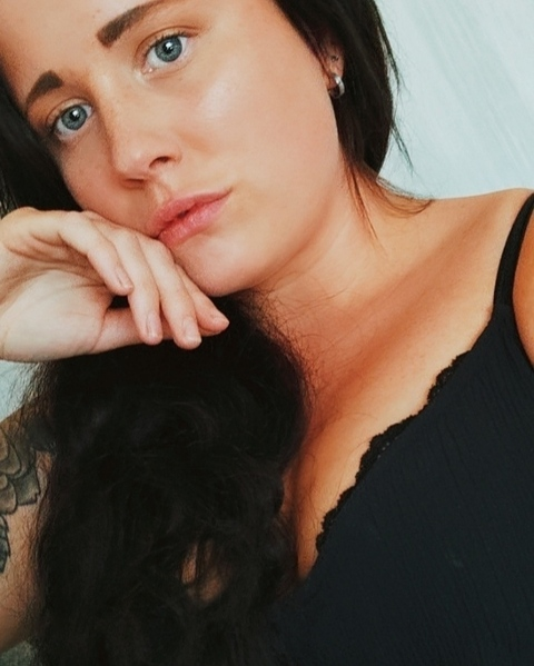 Josefin @nudejosefiin cover picture