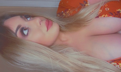 Octavia @octaviaamara cover picture