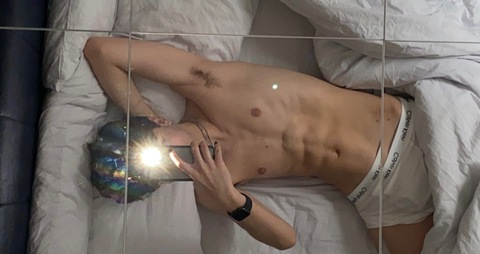 onlylanz @of.lanz cover picture