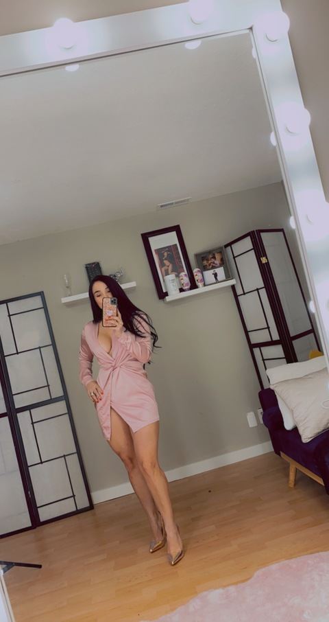 Paola La Colombiana @paola_colombiana cover picture