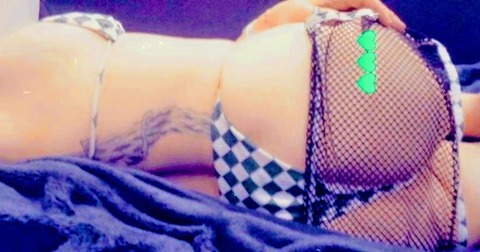 ivyyluxx @pillowtopprincess69 cover picture