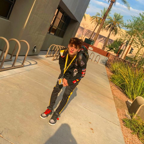 playboyygio @playboyygio cover picture