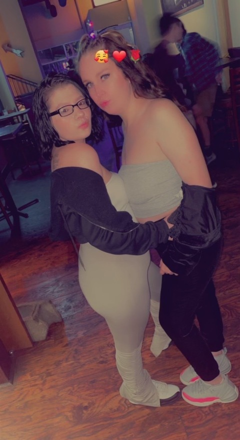 Your favorite besties @playgirlssss cover picture