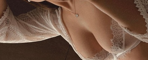 Mariana Evans @profemarianaevans cover picture