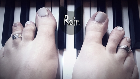 Rain @rainismeow cover picture