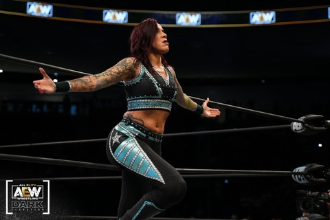 Mercedes Martinez @realmmartinez cover picture