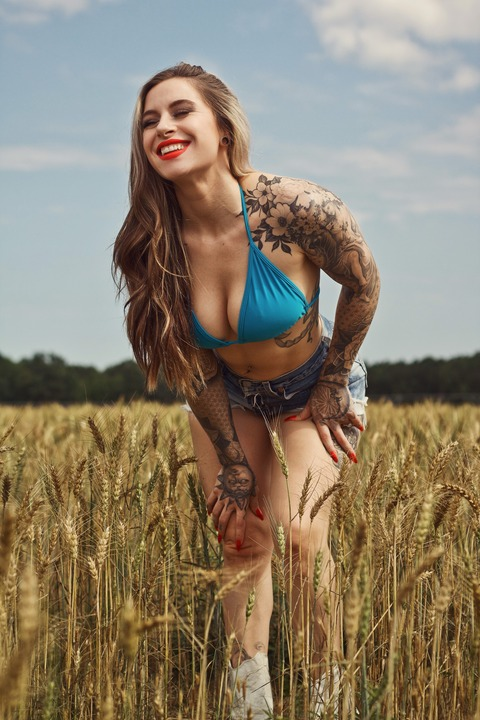 Rebekka Blue @rebekkablue cover picture