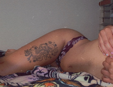 Redbone Marie 🦋 @redbonemarie cover picture