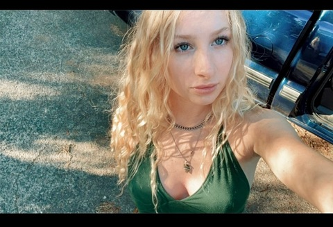 Rileydavis @rileydavis69 cover picture