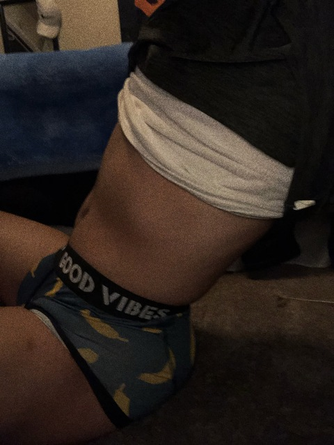RonRon @ronronjunior cover picture