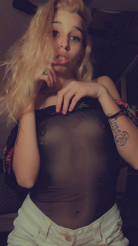 Roselavalle15 @roselavalle15 cover picture