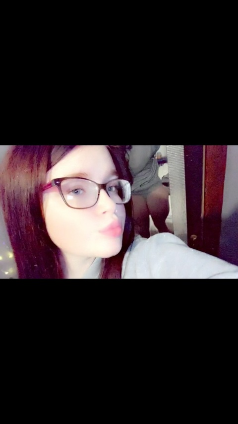 Kita Rose @roseybabyy00 cover picture