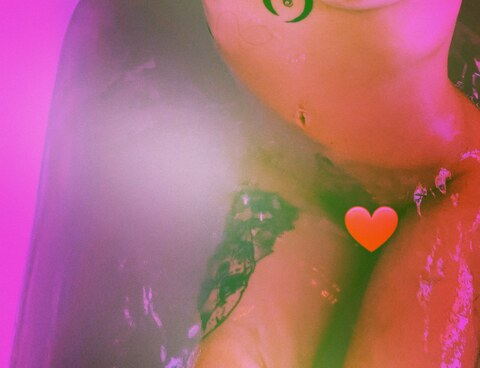 Rouge Rose @rougebatrose cover picture