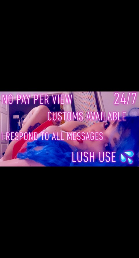 Roxy Lune @roxylune cover picture