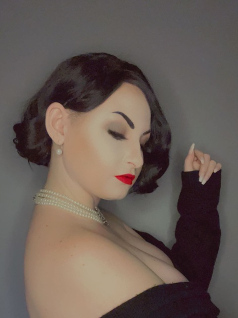 Nippy @rubieredlipstick cover picture