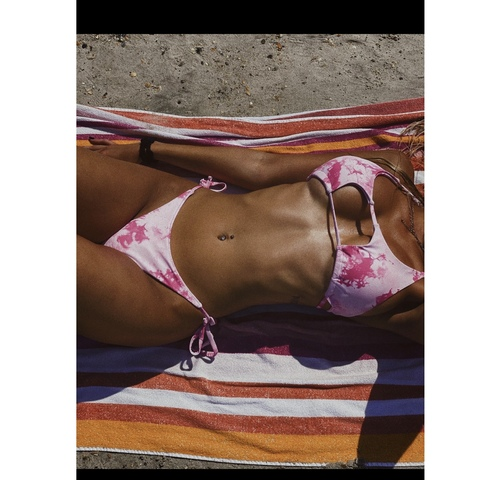 Samantha @samanthaea cover picture
